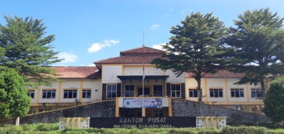 TINGKATKAN MUTU, POLIBARA GELAR RAPAT TINJAUAN MANAJEMEN