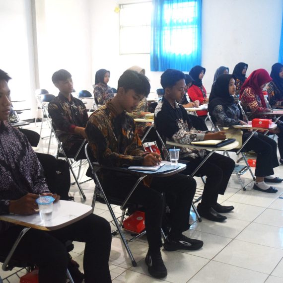 Sosialisasi Program Pengendalian Keluarga Berencana Dispermades Kab. Banjarnegara