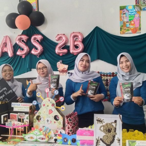 Ahmad Nur Hidayat “Kalo Bisa Si dibuka Jurusan Matematika, Bahasa Indonesia dan PGSD di Kampus Politeknik ini