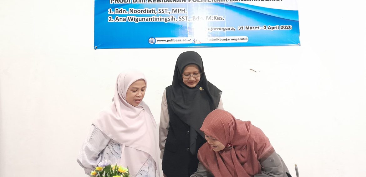 AKREDITASI PRODI KEBIDANAN POLITEKNIK BANJARNEGARA BERLANGSUNG SUKSES