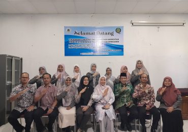 AKREDITASI PRODI KEBIDANAN POLITEKNIK BANJARNEGARA BERLANGSUNG SUKSES